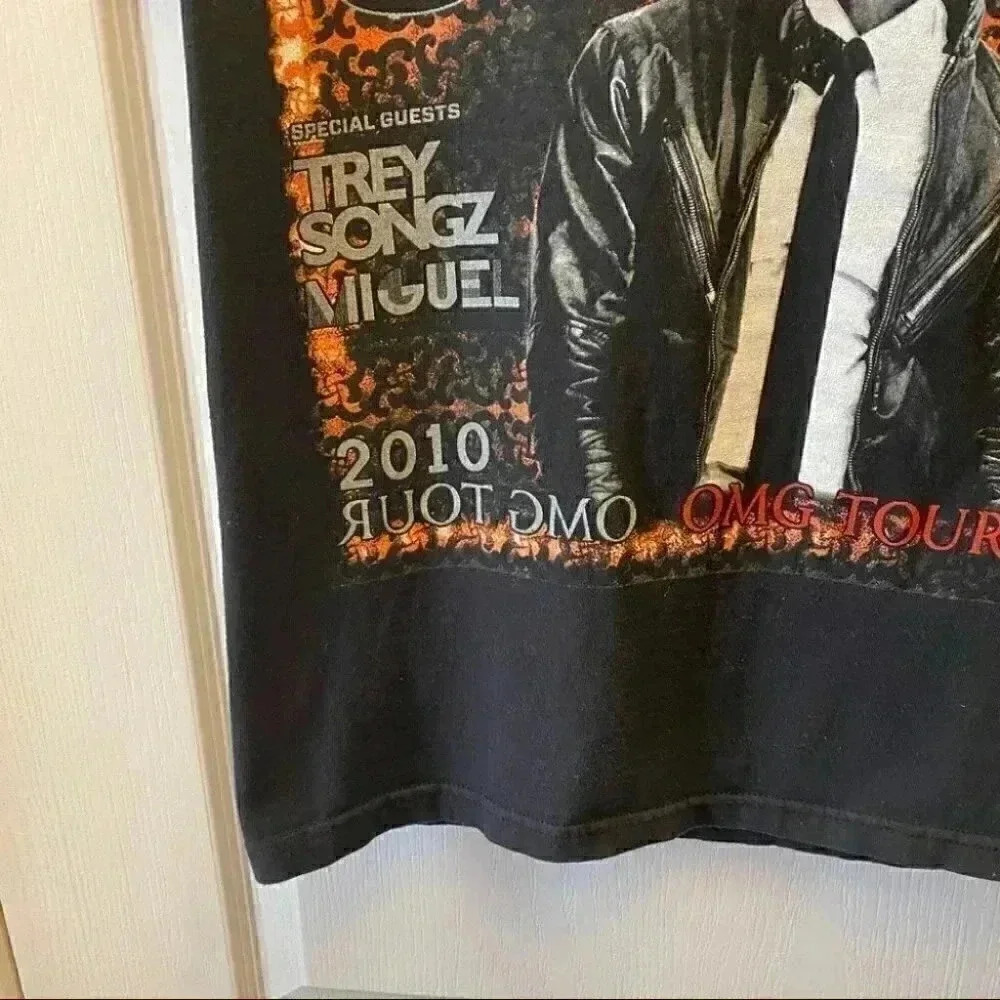 Usher 2010 OMG Concert Tour Graphic Print Band T-shirt Black Size Small - Picture 8 of 16